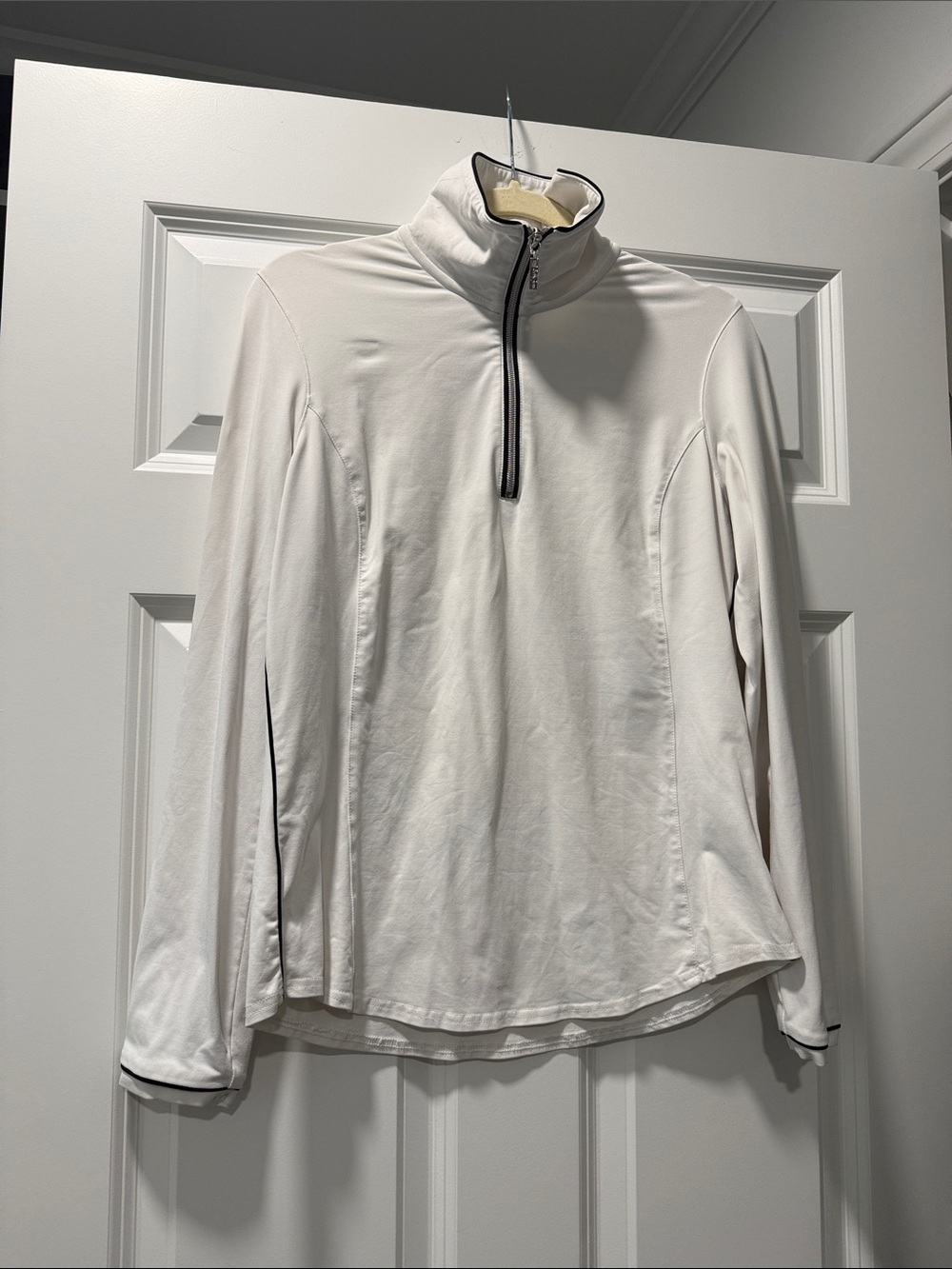 Bobby Jones White Quarter-Zip Performance Pullover with Black Trim Med. Women’s